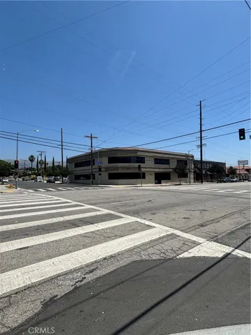 21053 Devonshire Street 201, Chatsworth, California 91311