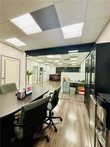 21053 Devonshire Street 201, Chatsworth, California 91311