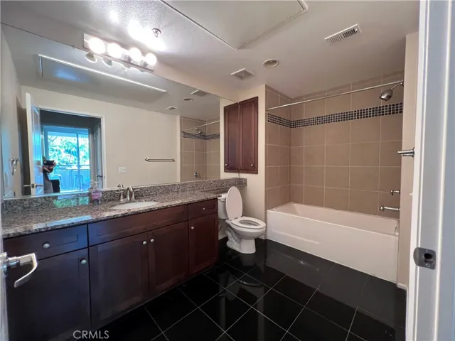 Full Bath