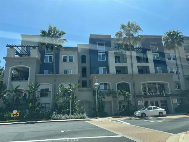 2377 Scholarship, Irvine, California 92612