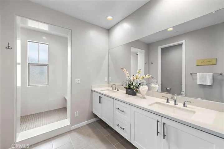10 Yerra Street, Rancho Mission Viejo, California 92694