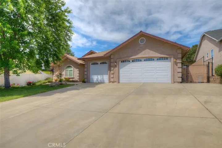 15 Pleasant Oak Lane, Oroville, California 95966