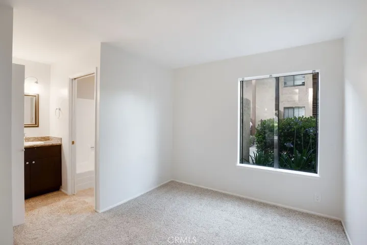140 Lemon Grove, Irvine, California 92618