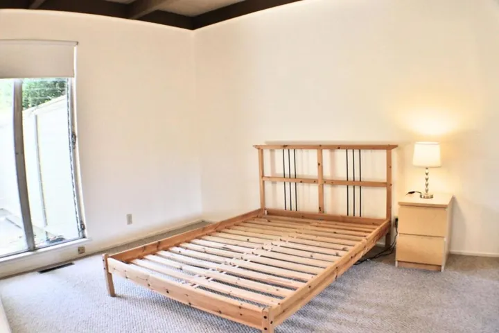 3901 Middlefield Road F, Palo Alto, California 94303