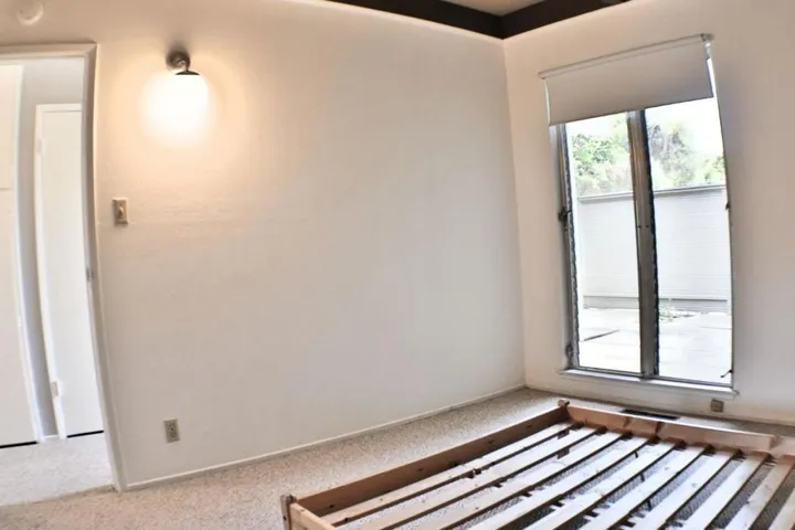 3901 Middlefield Road F, Palo Alto, California 94303
