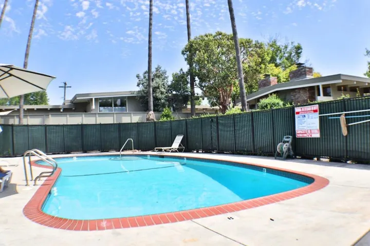 3901 Middlefield Road F, Palo Alto, California 94303
