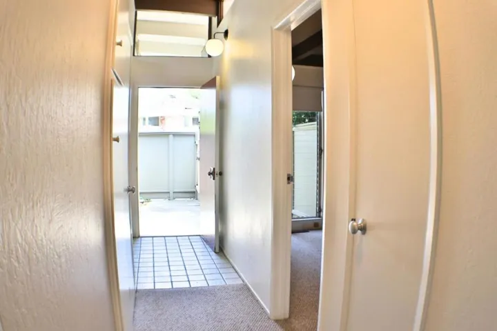 3901 Middlefield Road F, Palo Alto, California 94303