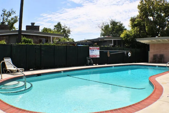 3901 Middlefield Road F, Palo Alto, California 94303
