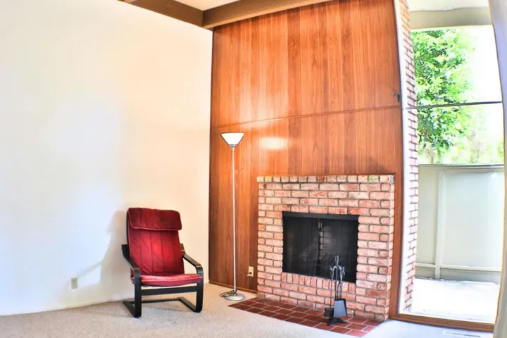 3901 Middlefield Road F, Palo Alto, California 94303