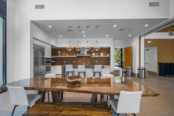 8519 Aspect Drive, San Diego, California 92108