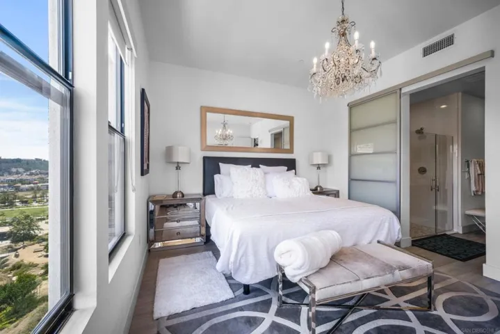 8519 Aspect Drive, San Diego, California 92108