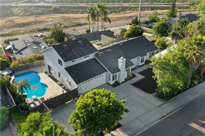 910 Lake Ridge Drive, San Marcos, California 92078