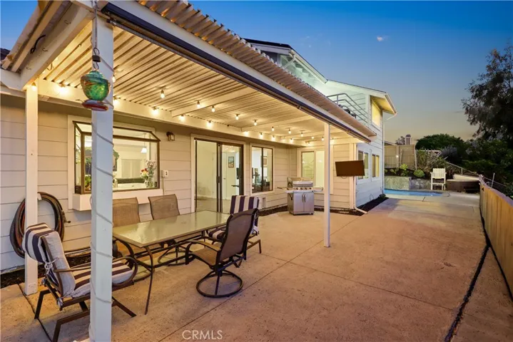 910 Lake Ridge Drive, San Marcos, California 92078