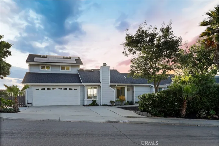 910 Lake Ridge Drive, San Marcos, California 92078
