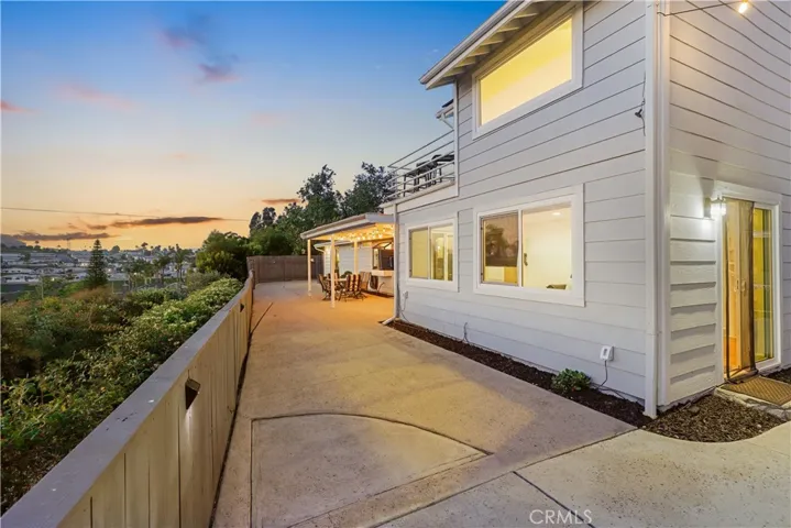 910 Lake Ridge Drive, San Marcos, California 92078