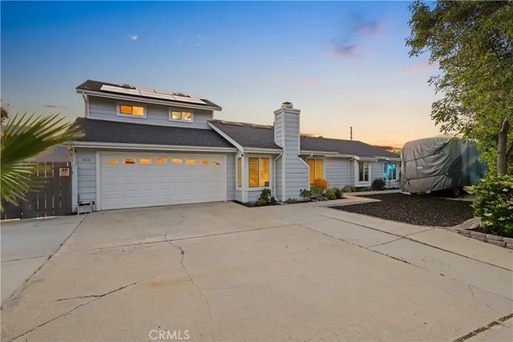 910 Lake Ridge Drive, San Marcos, California 92078