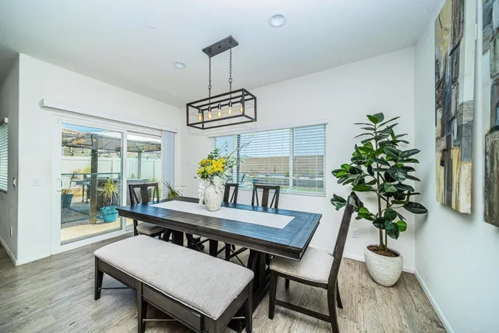 35809 Esperia Way, Fallbrook, California 92028