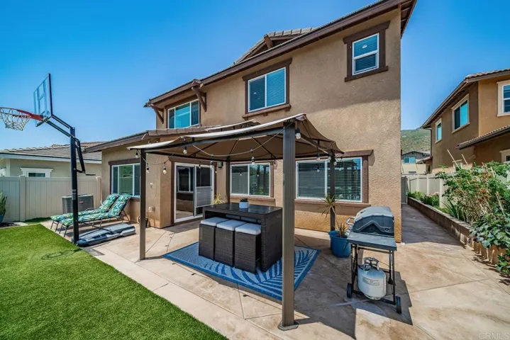 35809 Esperia Way, Fallbrook, California 92028