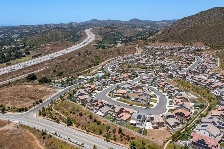 35809 Esperia Way, Fallbrook, California 92028