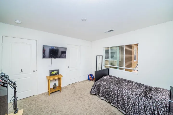 35809 Esperia Way, Fallbrook, California 92028