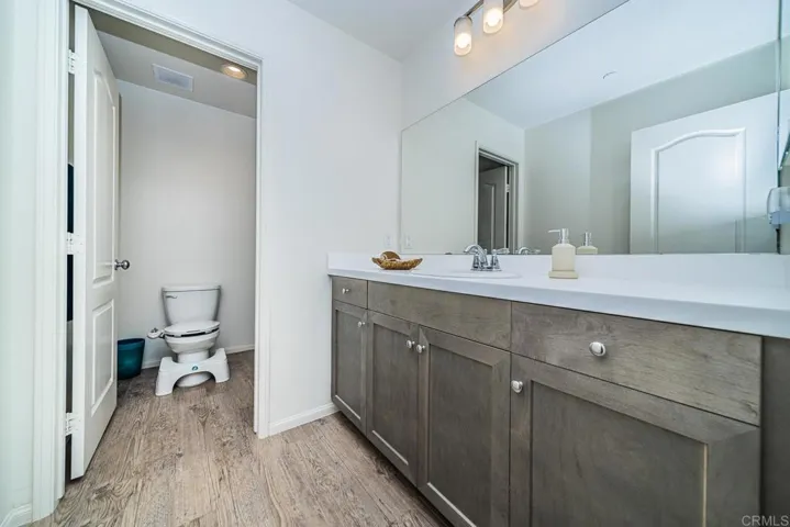 35809 Esperia Way, Fallbrook, California 92028