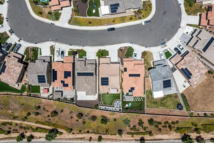 35809 Esperia Way, Fallbrook, California 92028