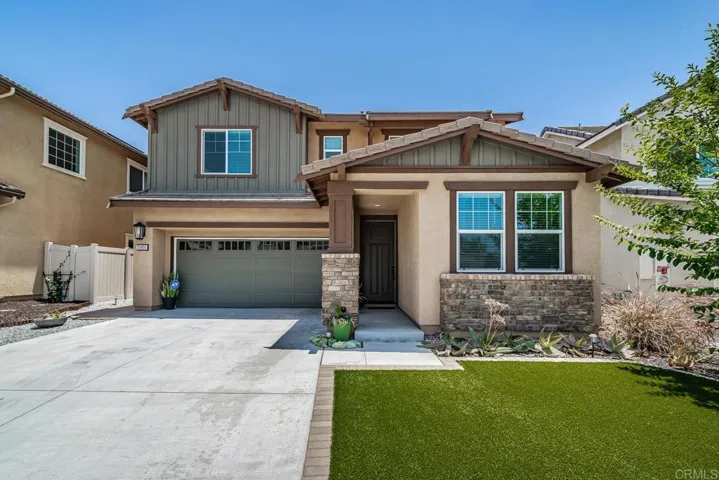 35809 Esperia Way, Fallbrook, California 92028