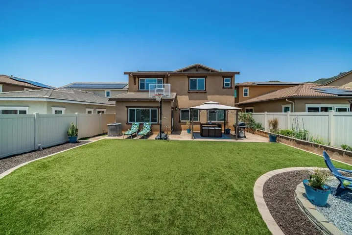35809 Esperia Way, Fallbrook, California 92028