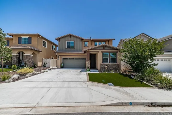 35809 Esperia Way, Fallbrook, California 92028