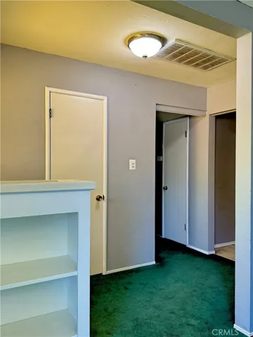 137 W Laura Avenue, Visalia, California 93277