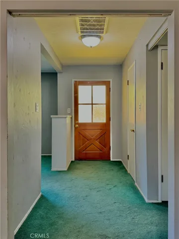 137 W Laura Avenue, Visalia, California 93277
