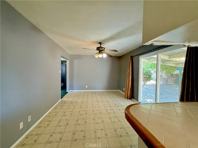 137 W Laura Avenue, Visalia, California 93277