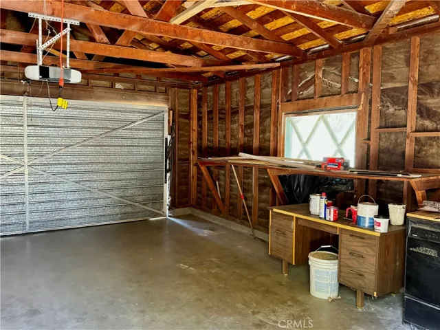 137 W Laura Avenue, Visalia, California 93277