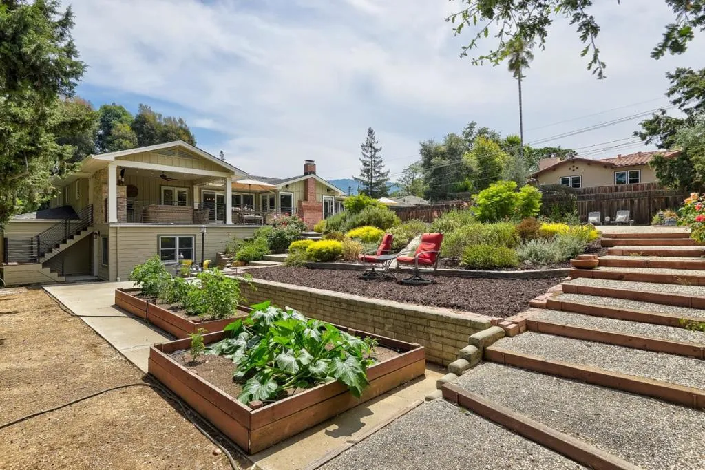 17799 Daves Avenue, Monte Sereno, California 95030 home-pic-29