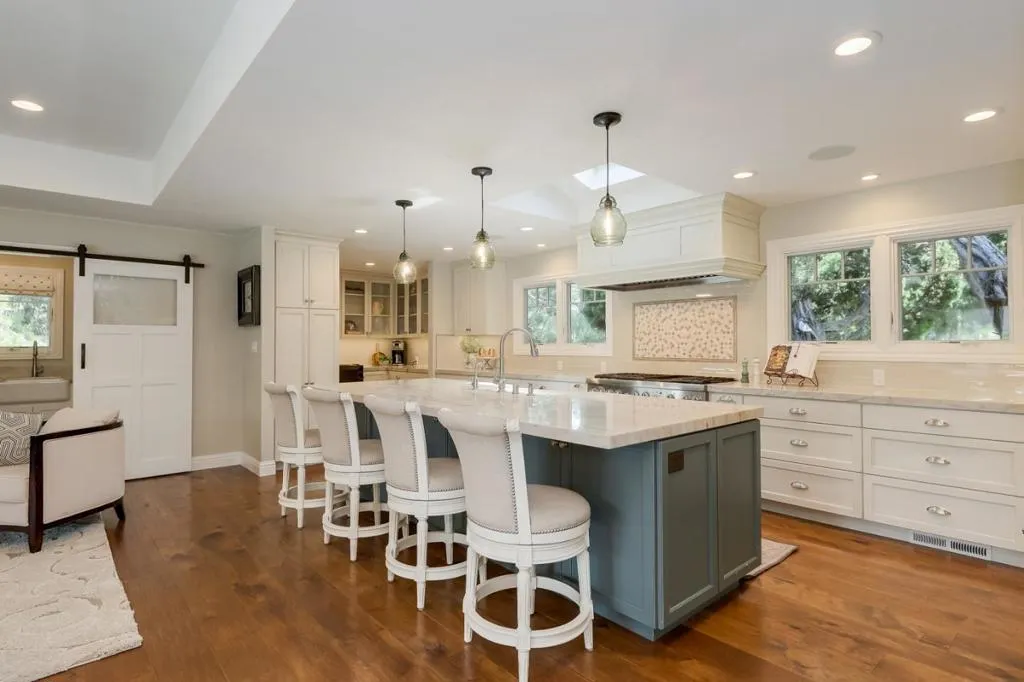 17799 Daves Avenue, Monte Sereno, California 95030 home-pic-7