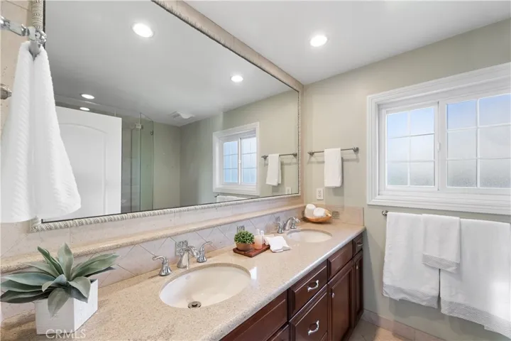 Primary en suite