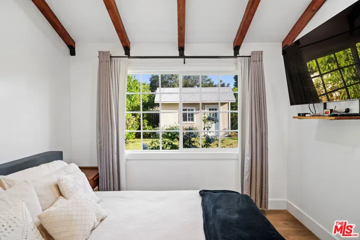 4090 Eileen Street, Simi Valley, California 93063