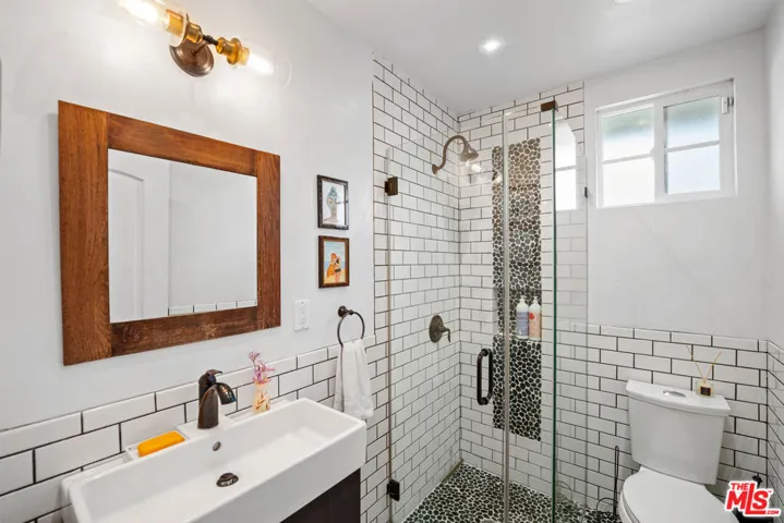 4090 Eileen Street, Simi Valley, California 93063