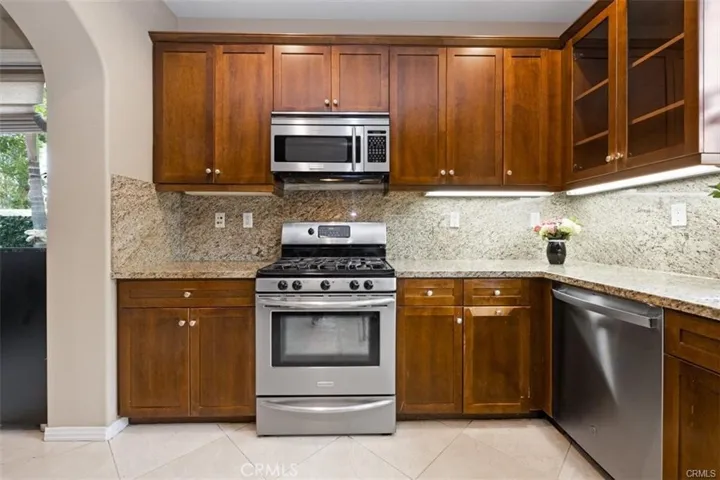 105 Mission, Irvine, California 92620