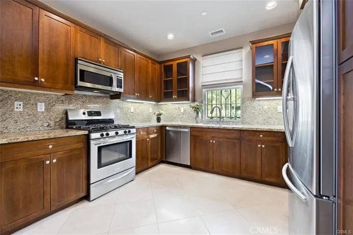 105 Mission, Irvine, California 92620