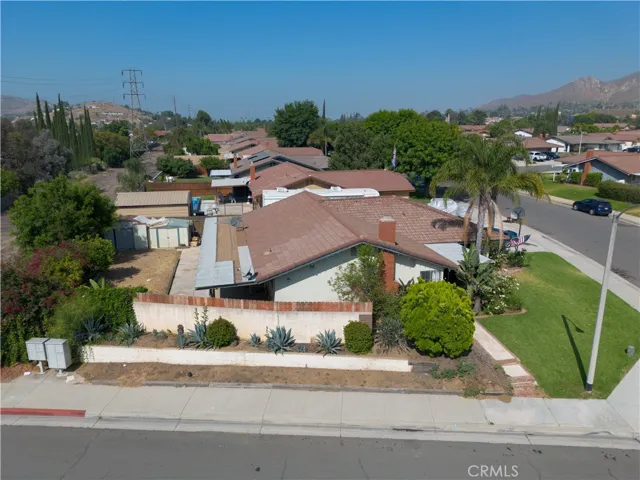 2860 Bixby Drive, Jurupa Valley, California 92509