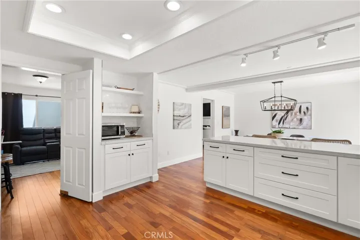 337 Avenida Granada, Long Beach, California 90814