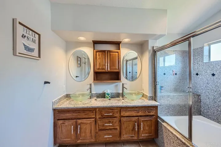 28576 River Glen Court, Menifee, California 92584