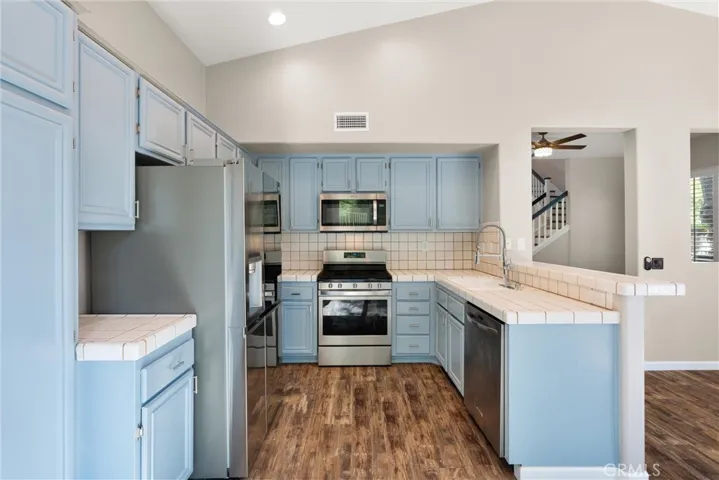 27836 Sweetwater Lane, Valencia, California 91354