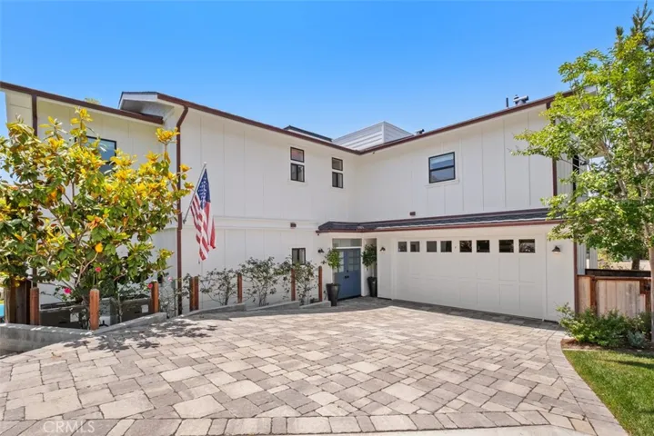315 W Avenida Valencia, San Clemente, California 92672