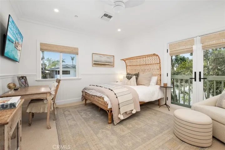 315 W Avenida Valencia, San Clemente, California 92672