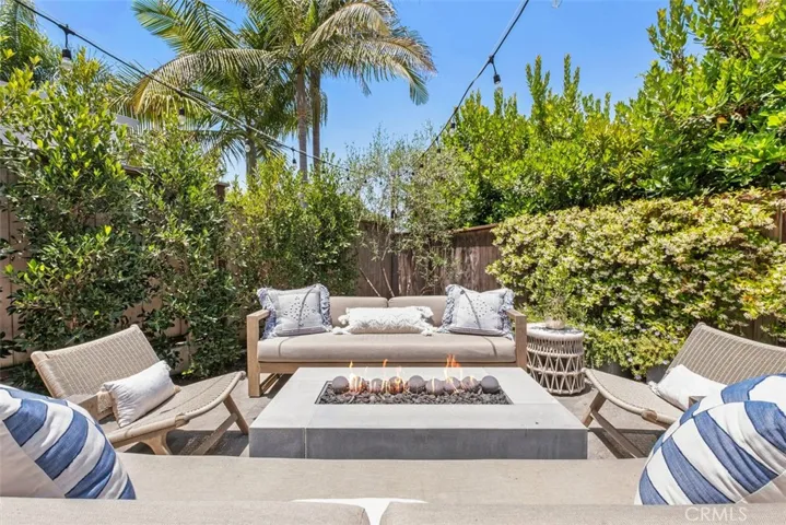 315 W Avenida Valencia, San Clemente, California 92672