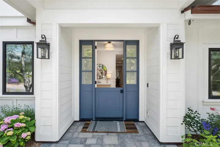 315 W Avenida Valencia, San Clemente, California 92672