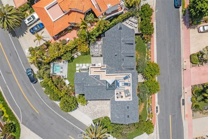 315 W Avenida Valencia, San Clemente, California 92672
