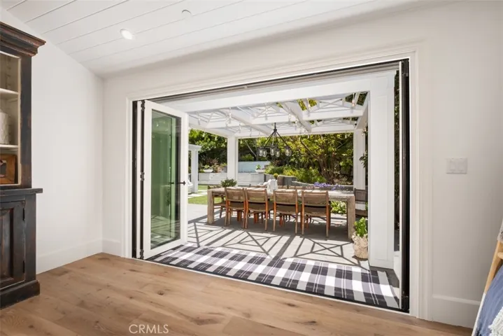 315 W Avenida Valencia, San Clemente, California 92672
